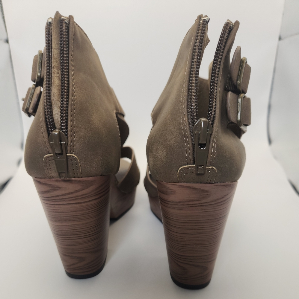 Pierre Dumas PAM-4 Taupe Size 5 M Open Toe Heels Zipper Platform Sandals Tan - Picture 4 of 8